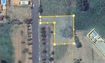 Imagem: Terreno de 1.015 m² a venda em Guaimbê