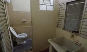 Imagem 3: Casa com 1 Edícula a venda no Labate em Lins SP