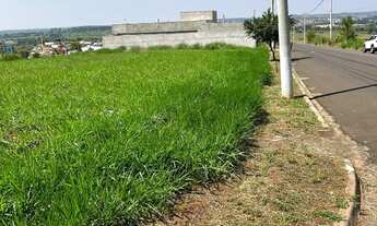 Imagem: Terreno a venda no Dona Eugênia em Lins