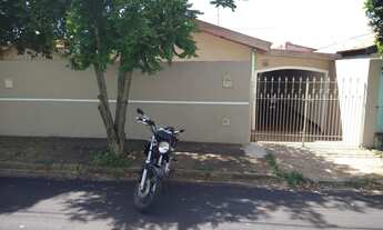 Imagem: Casa a venda na Vila Irmãos Andrade, Lins