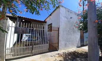 Imagem 3: 4 Casa e 1 Salão comercial a venda no Centro de Guaiçara SP