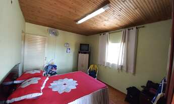 Imagem 6: 4 Casa e 1 Salão comercial a venda no Centro de Guaiçara SP