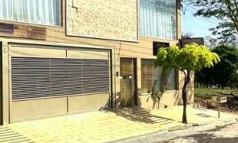 Imagem 3: Sobrado e Salão de festas a venda no Real Parque