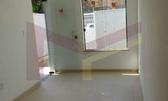 Imagem 4: CASA 2/4 SENDO 1 SUÍTE NO FEIRA VII - TOMBA