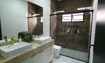 Imagem 6: Casa Assobradada com Piscina à Venda no Condomínio Gramados ? Sorocaba/SP