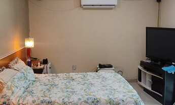 Imagem 3: Casa de Alto Padrão à Venda no Centro de Barra Mansa-RJ ? 400 m², 4 Suítes, Piscina e Área