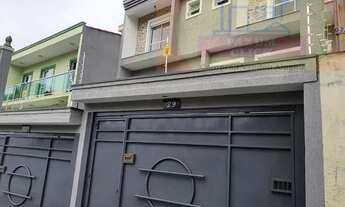 Imagem: Sobrado Novo com 5 Vagas e Churrasqueira