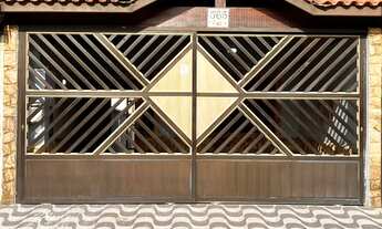 Imagem 1: Casa Geminada Com 02 Dormitórios, Garagem Para 02 Carros e Área Gourmet