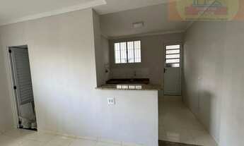 Imagem 2: Casa com renda na Penha: 2 dorms, varanda e salão alugado ? oportunidade única!