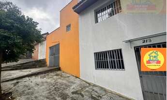 Imagem 4: Casa com renda na Penha: 2 dorms, varanda e salão alugado ? oportunidade única!