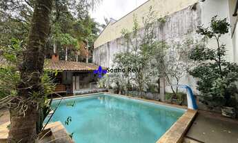 Imagem 2: Casa com 3 Quartos e 3 banheiros à Venda, 231 m² por R$ 750.000