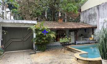 Imagem 6: Casa com 3 Quartos e 3 banheiros à Venda, 231 m² por R$ 750.000