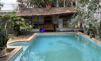 Imagem 5: Casa com 3 Quartos e 3 banheiros à Venda, 231 m² por R$ 750.000