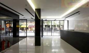 Imagem 6: Prédio comercial de alto padrão com 15 andares e fachada em pele de vidro na Vila Nair, pr