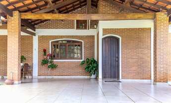 Imagem 2: Refúgio Exclusivo em Sorocaba: Chácara de Alto Padrão com Localização Privilegiada