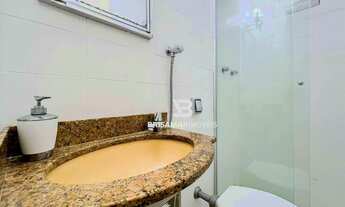 Imagem 7: PITANGUEIRAS- CALÇADÃO COM MARAVILHOSA VISTA MAR , GARAGEM DEMARCADA NO PRÉDIO