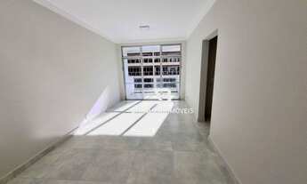 Imagem 4: PITANGUEIRAS- UMA QUADRA DO MAR , TOTALMENTE REFORMADO , GARAGEM DEMARCADA NO PRÉDIO