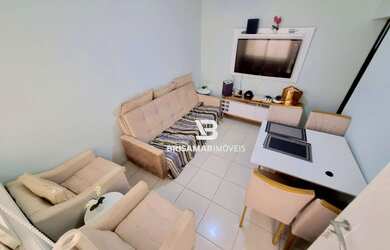 Imagem: PITANGUEIRAS- UMA QUADRA DO MAR, TOTALMENTE