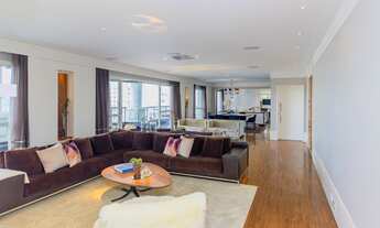 Imagem 6: Apartamento tipo para venda em Moema com 3 quartos, sendo 3 suítes, 301m²