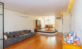 Imagem 2: Casa tipo para venda em Vila Ipojuca com 4 quartos, sendo 1 suíte, 390m²