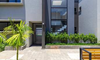 Imagem 3: Casa em condomínio para venda com 4 quartos, sendo 4 suítes, 401.12m²