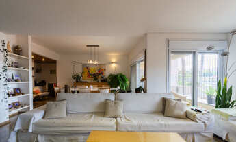 Imagem 7: Casa tipo para venda em Pacaembu com 4 quartos, sendo 3 suítes, 400m²