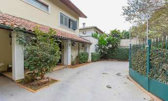 Imagem 3: Casa tipo para venda em Alto de Pinheiros com 4 quartos, sendo 2 suítes, 198m²