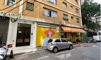 Imagem 2: Apartamento tipo para venda em Jardim Europa com 3 quartos, 85m²