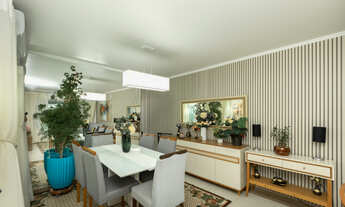 Imagem: Sobrado para venda em Bosque da Saúde com