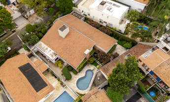 Imagem 2: Casa tipo para venda em Alto de Pinheiros com 4 quartos, sendo 4 suítes, 495m²