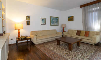 Imagem 4: Sobrado para venda em Moema com 5 quartos, sendo 1 suíte, 209m²