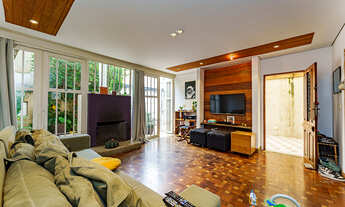 Imagem 6: Sobrado para venda em Pinheiros com 4 quartos, sendo 1 suíte, 230m²