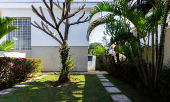 Imagem 4: Casa tipo para venda em Pacaembu com 3 quartos, sendo 1 suíte, 384m²