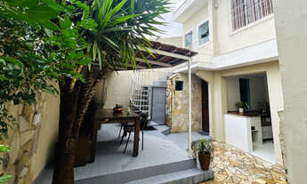 Imagem 4: Casa tipo para venda em Vila Cordeiro com 3 quartos, sendo 1 suíte, 197m²