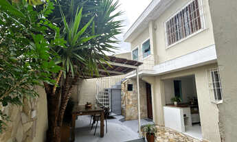 Imagem 3: Casa tipo para venda em Vila Cordeiro com 3 quartos, sendo 1 suíte, 197m²