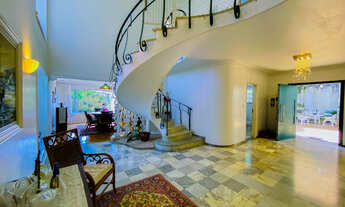 Imagem 7: Casa tipo para venda em Pacaembu com 4 quartos, sendo 2 suítes, 349m²