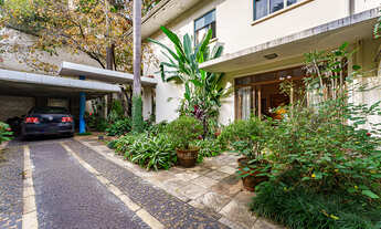 Imagem 6: Casa tipo para venda em Pacaembu com 3 quartos, sendo 1 suíte, 320m²