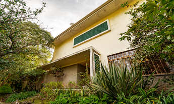 Imagem 2: Casa tipo para venda em Pacaembu com 3 quartos, sendo 1 suíte, 320m²