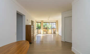 Imagem 2: Apartamento tipo para venda em Moema com 2 quartos, sendo 2 suítes, 127m²