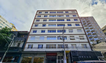 Imagem 2: Apartamento tipo para venda em Pinheiros com 4 quartos, 90m²