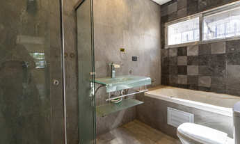 Imagem 4: Casa tipo para venda em Moema com 3 quartos, sendo 1 suíte, 190m²