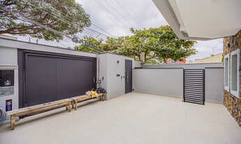 Imagem 3: Sobrado para venda em Chácara Inglesa com 5 quartos, sendo 1 suíte, 285m²