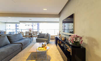 Imagem 2: Apartamento tipo para venda em Chácara Santo Antônio com 4 quartos, sendo 3 suítes, 189m²