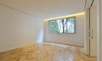 Imagem 2: Apartamento tipo para venda em Cerqueira César com 3 quartos, sendo 1 suíte, 187m²