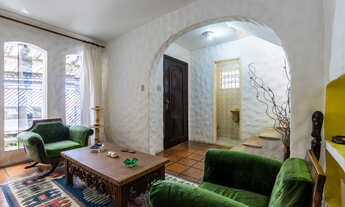 Imagem 6: Casa tipo para venda em Jardim Aeroporto com 4 quartos, sendo 2 suítes, 140m²