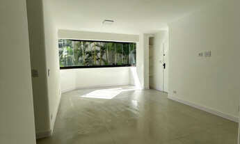 Imagem 2: Apartamento para venda em Campo Belo com 3 quartos, sendo 1 suíte , 110m²