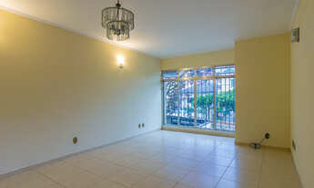 Imagem 2: Sobrado para venda em Vila Madalena com 4 quartos, sendo 1 suíte, 186m²