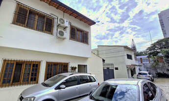 Imagem 2: Casa tipo para venda em Vila Cordeiro com 3 quartos, sendo 1 suíte, 215m²