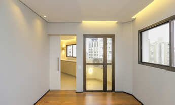 Imagem 6: Apartamento tipo para venda em Moema com 4 quartos, sendo 2 suítes, 200m²