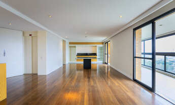 Imagem 3: Apartamento tipo para venda em Panamby com 3 quartos, sendo 3 suítes, 192m²